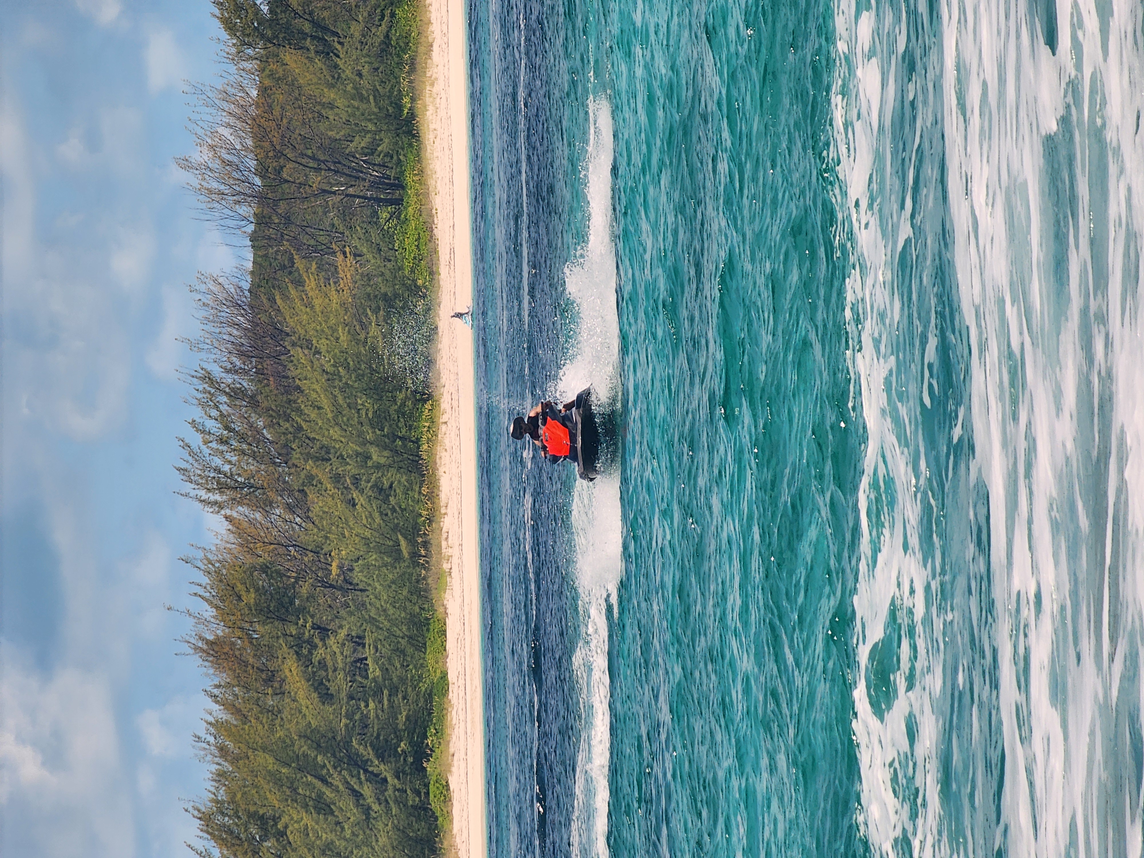 Jet ski en las aguas turquesas de Nassau